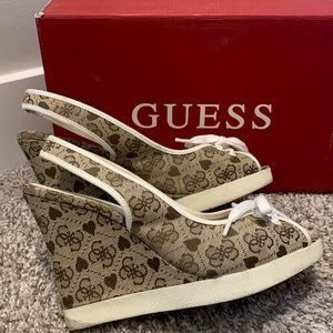 Super cute and comfy Guess wedges